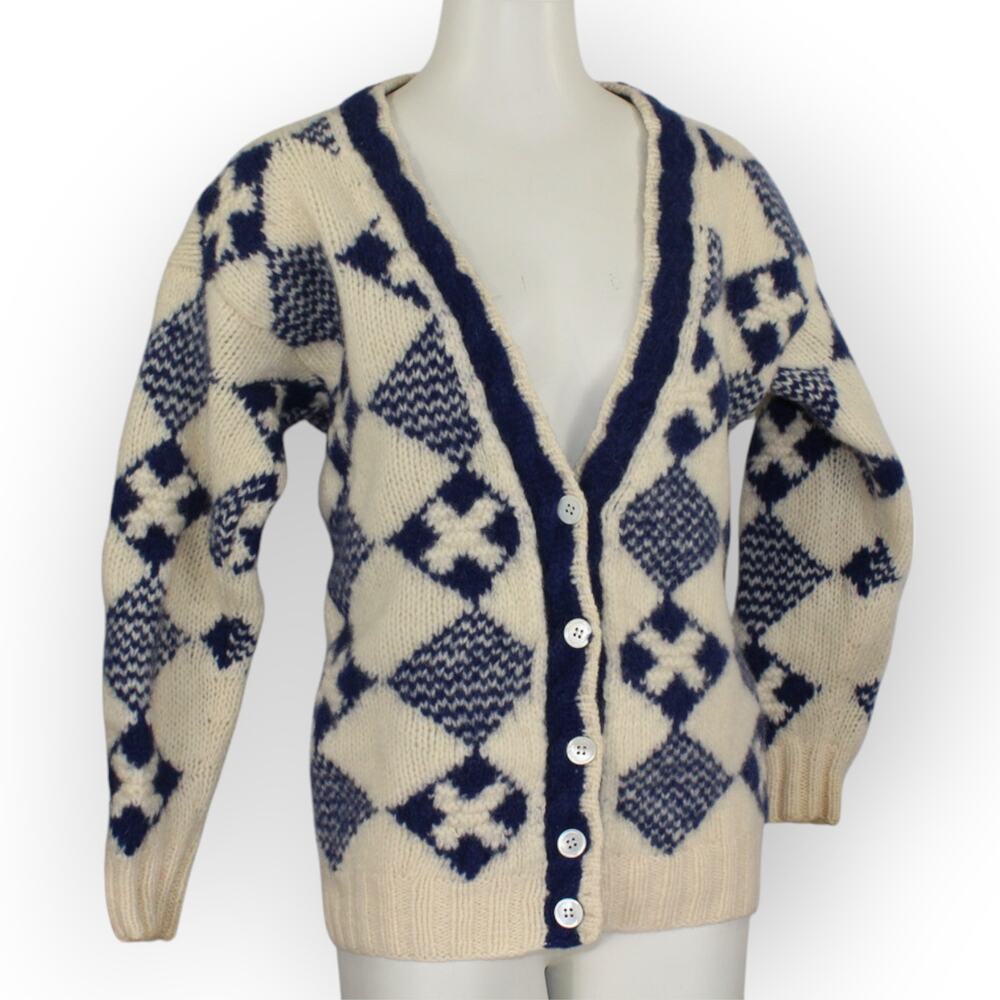 XS/S Yacht Rock Wool Cardigan Sweater Nautical Flags MarshLanding Shetland - Picture 11 of 12